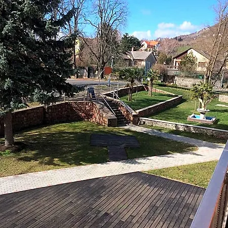 Halaszkert Badacsony 2*