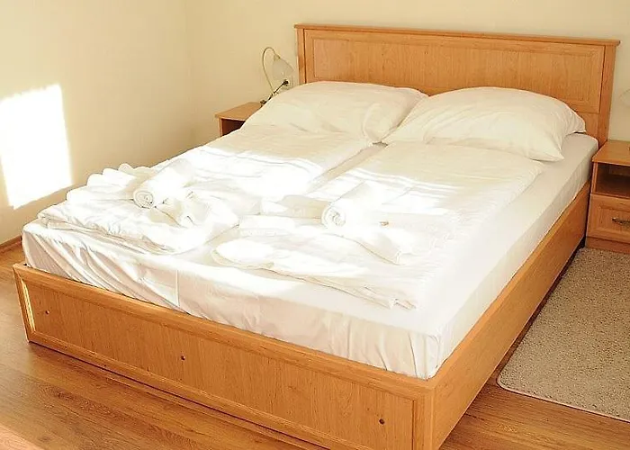 Halaszkert Badacsony Hotel 2*