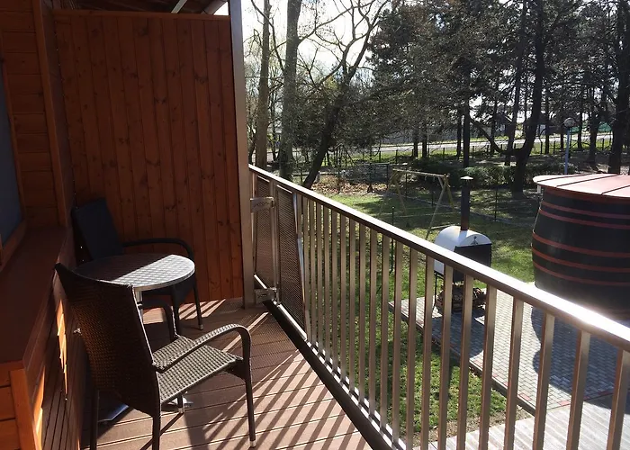 Hotel Halaszkert Badacsony 2*